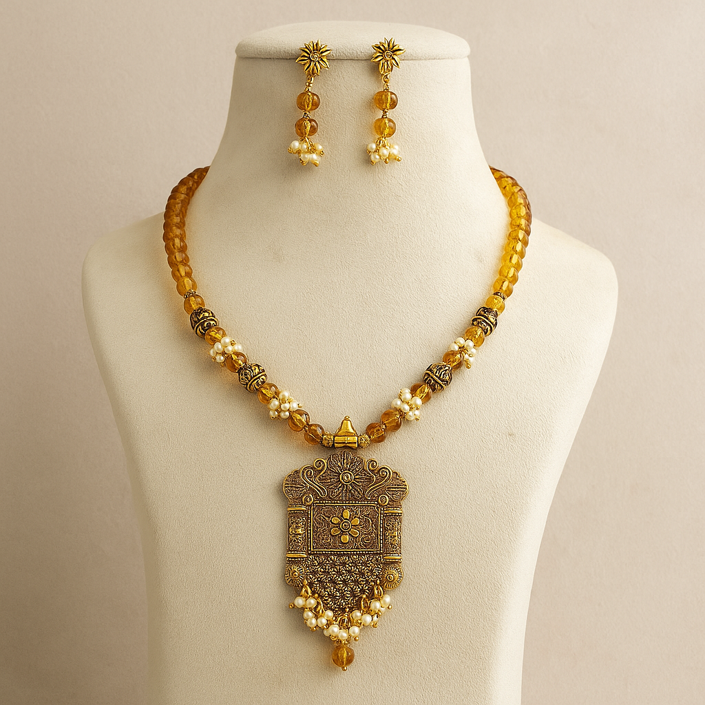 Antique Gold Plated Necklace Set with Floral Pendant