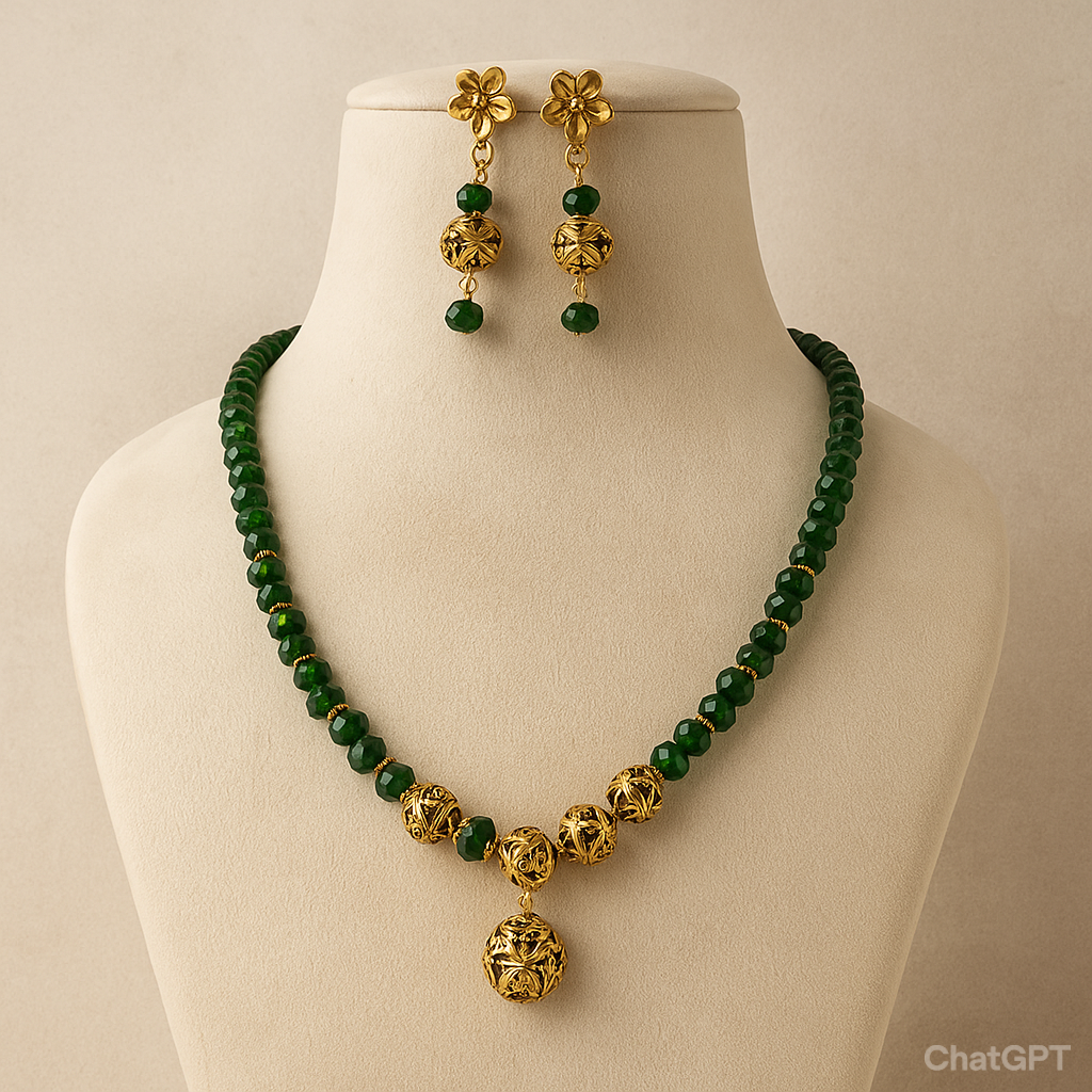 Victorian Necklace With Green Hydro Beads