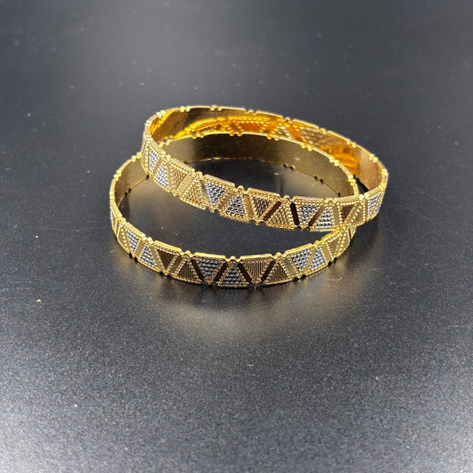 Two-Tone Geometric Pattern Bangles Set