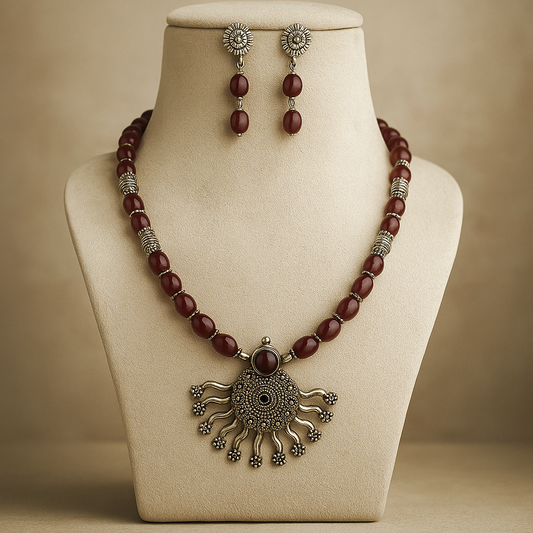 Natural Quartz Beads Necklace, Maroon