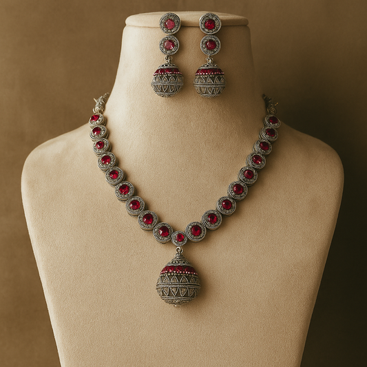 Exquisite Silver & Diamond Necklace Set