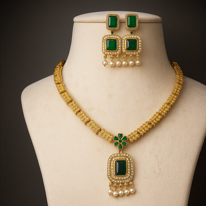 Elegant Gold-Toned Necklace Set With Crystal Pendant